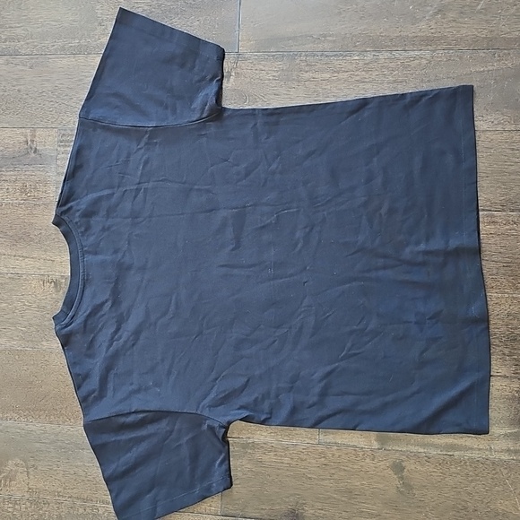 CHICAGO Bulls 66 Sequined UltraGame NBA Black T Shirt Size Small Black Red - Picture 5 of 7